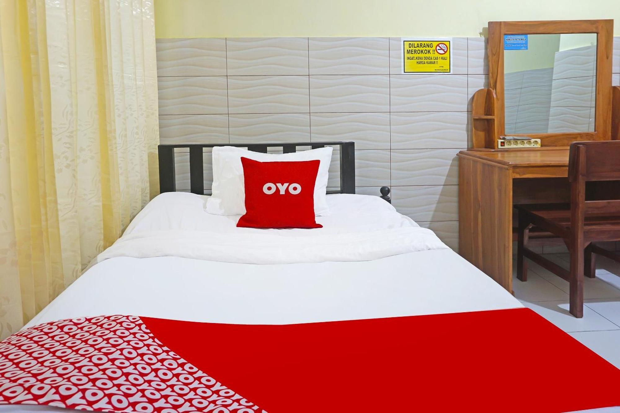 Putih Mulia Homestay Syariah Lumajang Εξωτερικό φωτογραφία