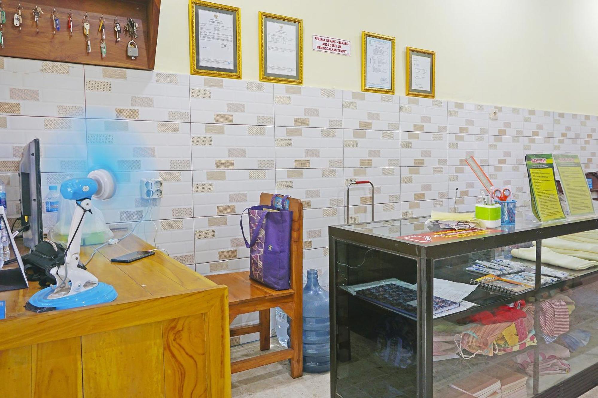 Putih Mulia Homestay Syariah Lumajang Εξωτερικό φωτογραφία