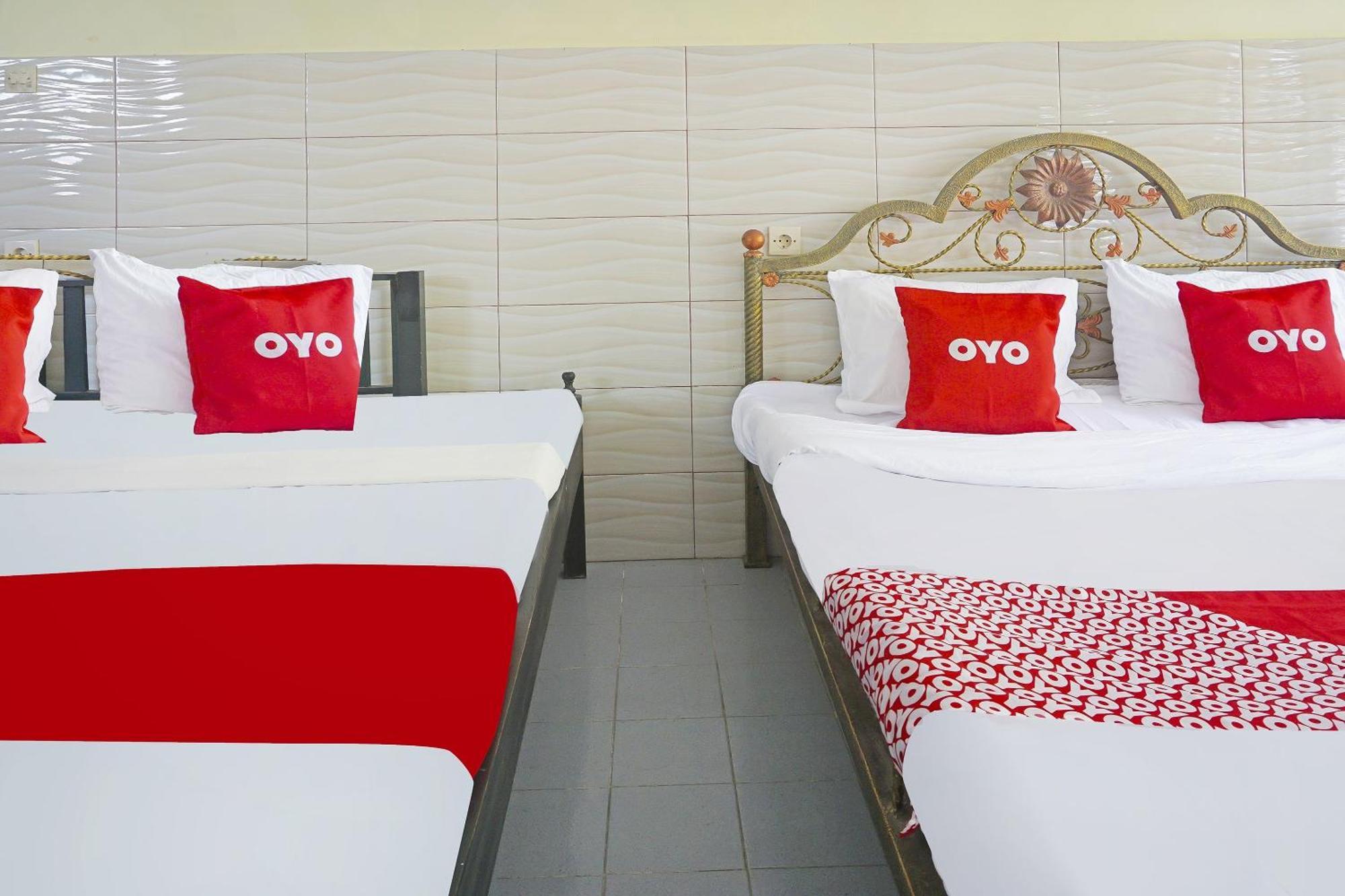 Putih Mulia Homestay Syariah Lumajang Εξωτερικό φωτογραφία