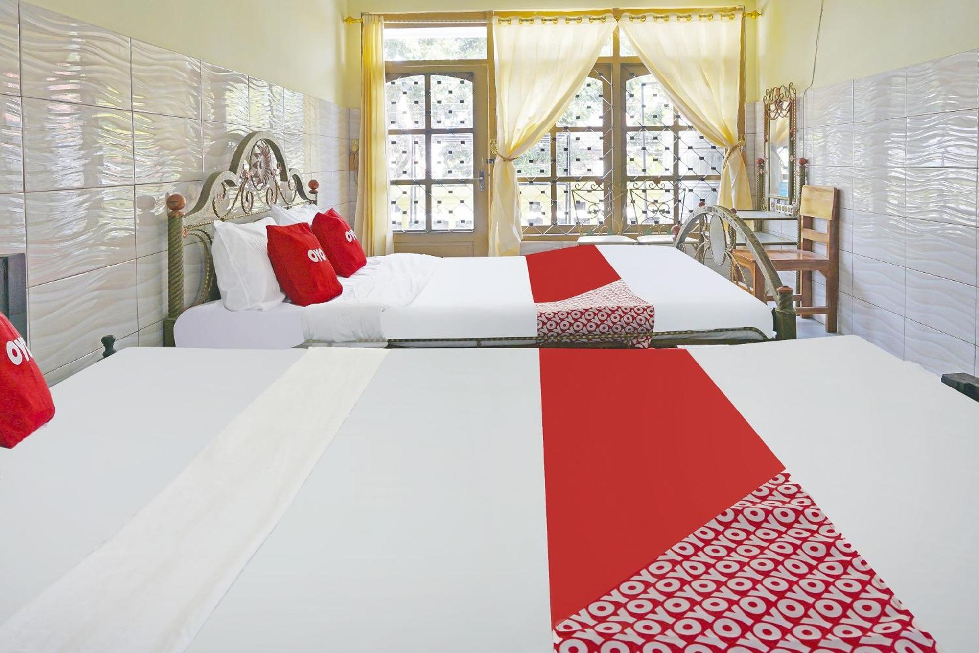 Putih Mulia Homestay Syariah Lumajang Εξωτερικό φωτογραφία